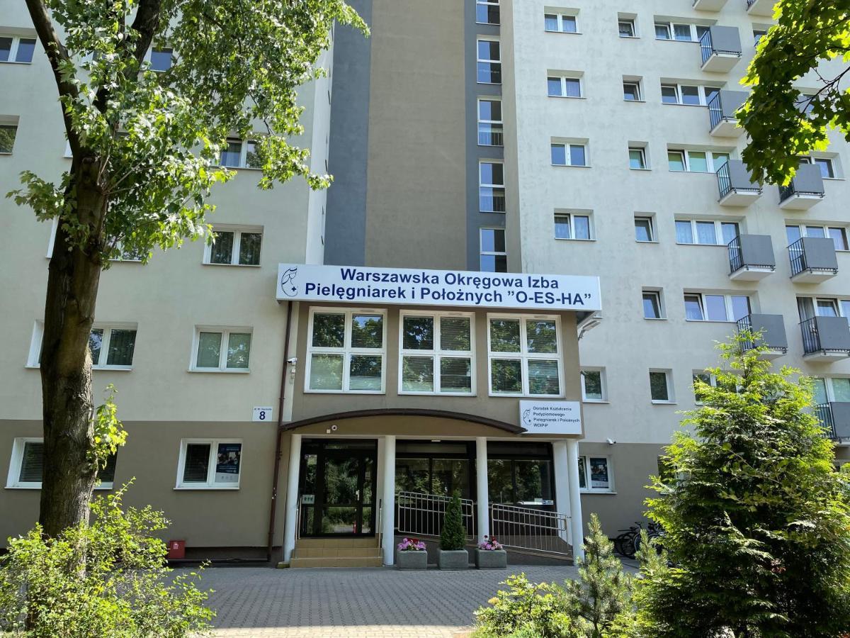 Goscinne O-es-ha Gyvenimas sodyboje Warsaw